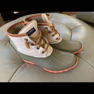 Sperry Duck Boots size 7.5